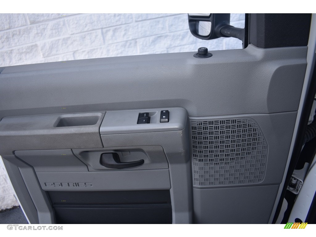 2019 E Series Cutaway E350 Commercial Moving Truck - Oxford White / Medium Flint photo #13