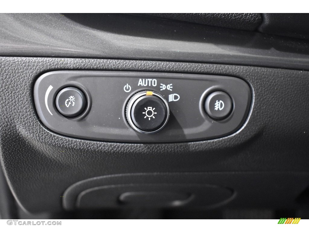 2018 Buick Encore Essence Controls Photo #139635501