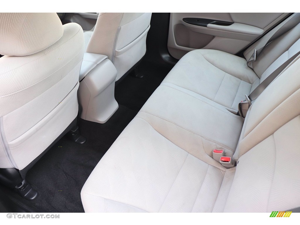 2017 Honda Accord LX Sedan Rear Seat Photos