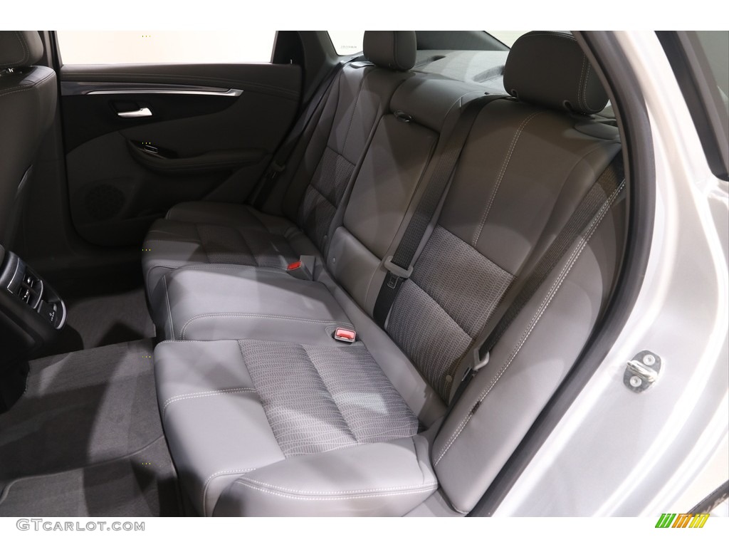 2018 Impala LT - Silver Ice Metallic / Jet Black/Dark Titanium photo #17
