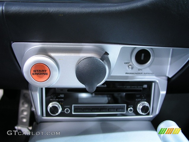 2005 Ford GT Standard GT Model Controls Photo #139646