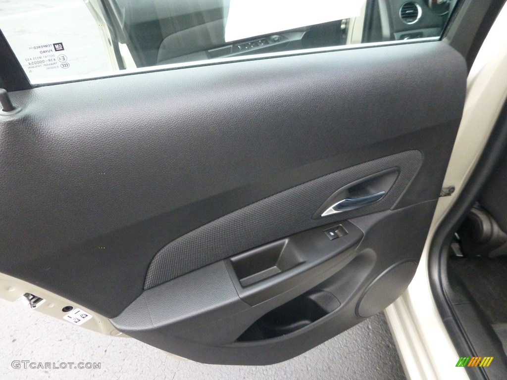 2016 Cruze Limited LT - Champagne Silver Metallic / Jet Black photo #23