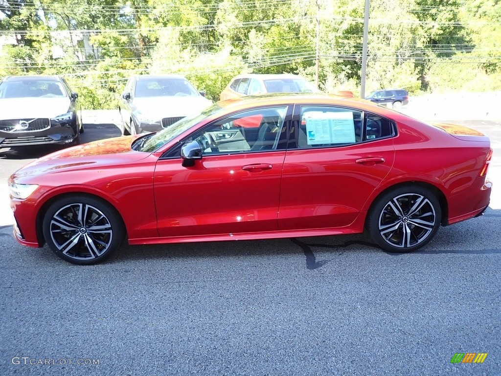 2019 S60 T6 AWD R Design - Fusion Red Metallic / Charcoal photo #7