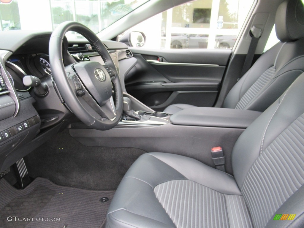 2019 Camry SE - Celestial Silver Metallic / Black photo #10