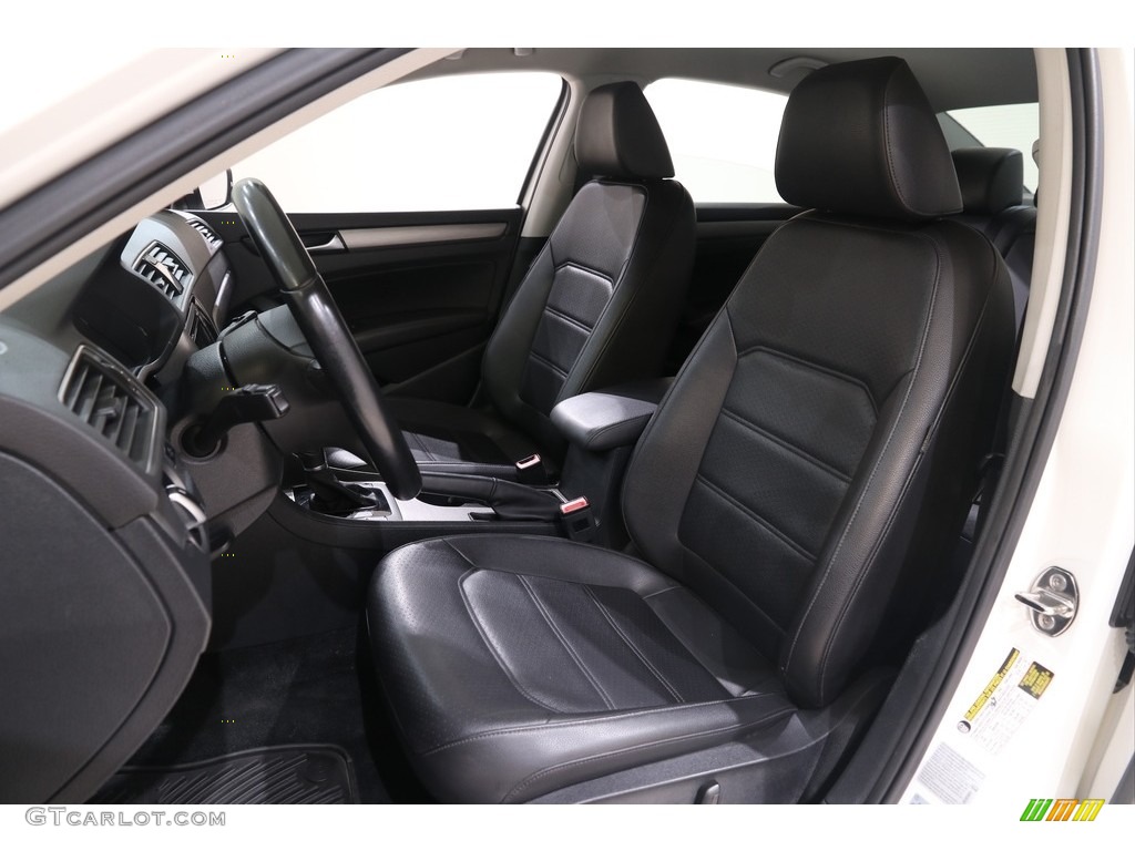 Titan Black Interior 2015 Volkswagen Passat SE Sedan Photo #139650160