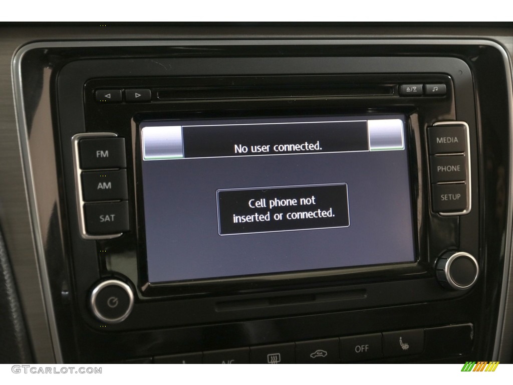 2015 Volkswagen Passat SE Sedan Controls Photo #139650277