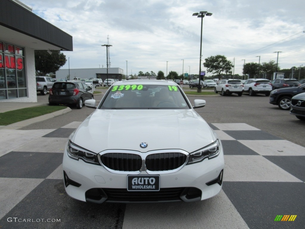 2019 3 Series 330i Sedan - Mineral White Metallic / Canberra Beige photo #2