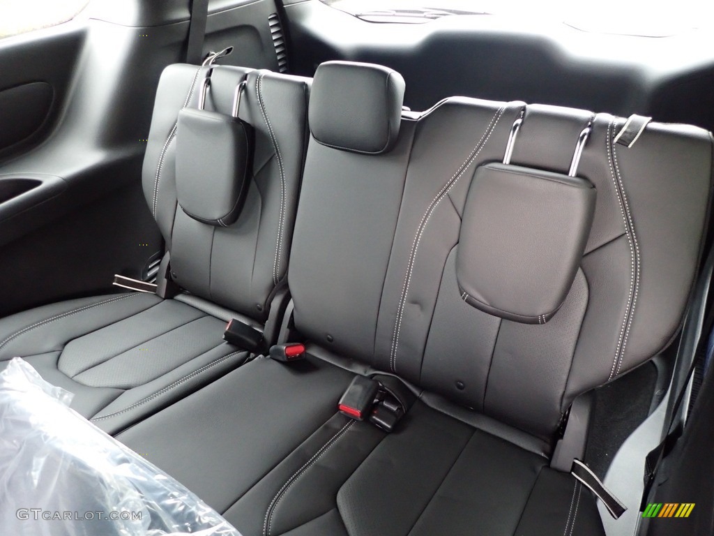 2020 Chrysler Pacifica Touring L Rear Seat Photos