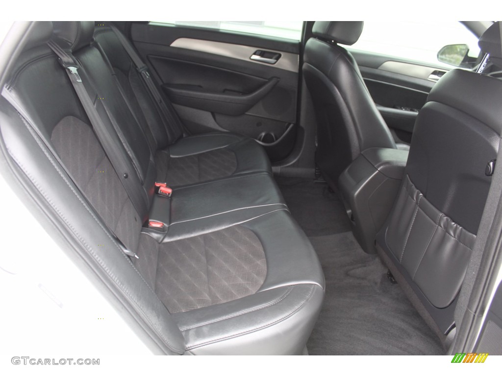 2018 Sonata Sport 2.0T - Quartz White Pearl / Black photo #31