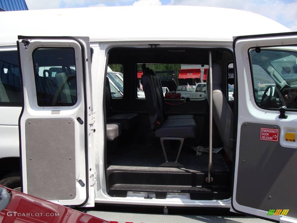 2009 E Series Van E350 Super Duty XL Passenger - Oxford White / Medium Flint photo #14