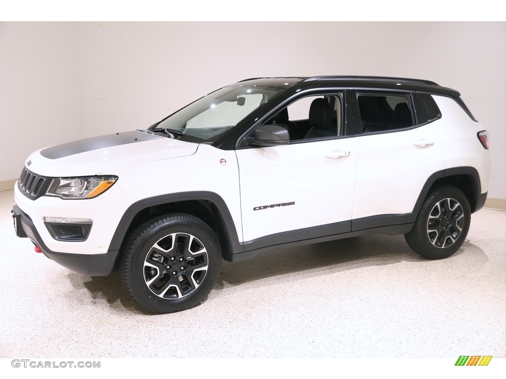 2020 Compass Trailhawk 4x4 - White / Ruby Red/Black photo #3