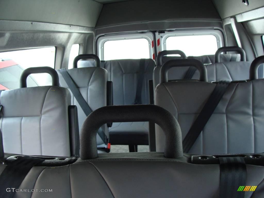 2009 E Series Van E350 Super Duty XL Passenger - Oxford White / Medium Flint photo #22