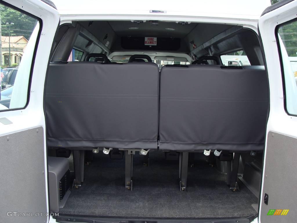 2009 E Series Van E350 Super Duty XL Passenger - Oxford White / Medium Flint photo #23