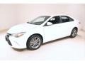 Super White - Camry SE Photo No. 3