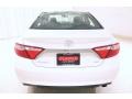Super White - Camry SE Photo No. 18