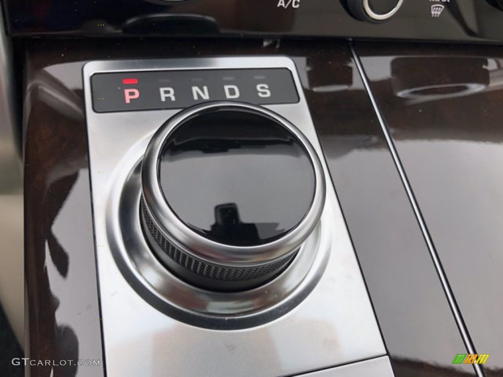 2020 Land Rover Range Rover HSE Transmission Photos