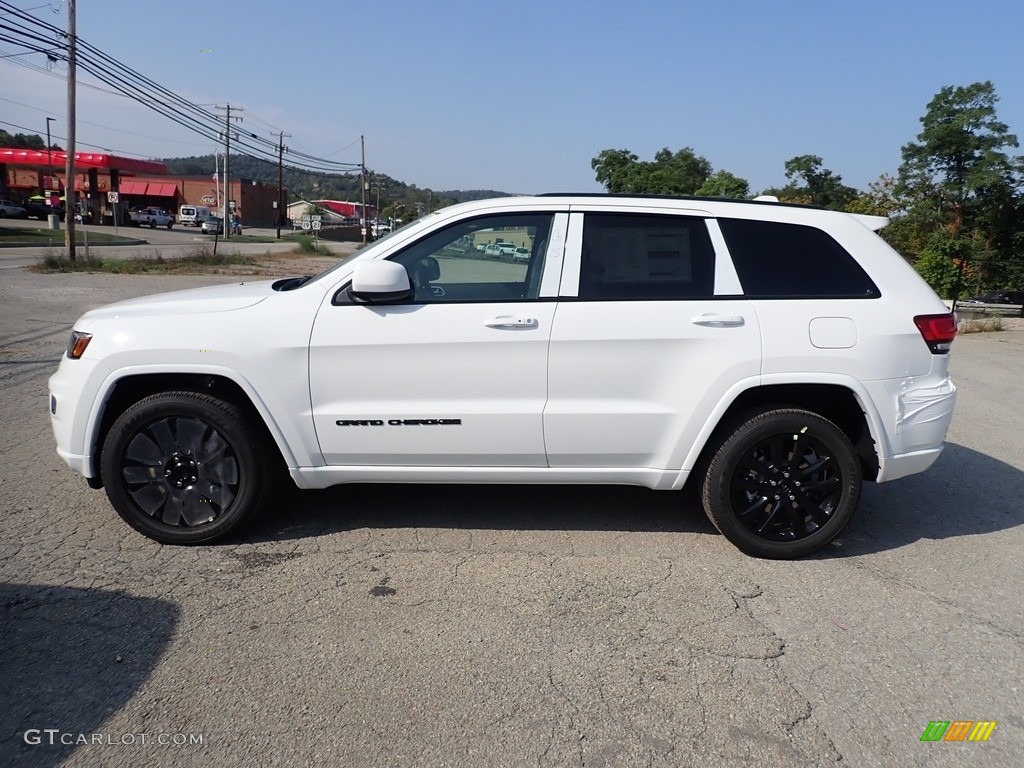 2020 Grand Cherokee Altitude 4x4 - Bright White / Black photo #2