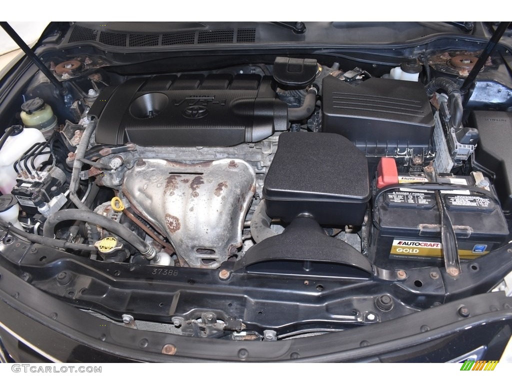 2011 Camry LE - Black / Ash photo #6