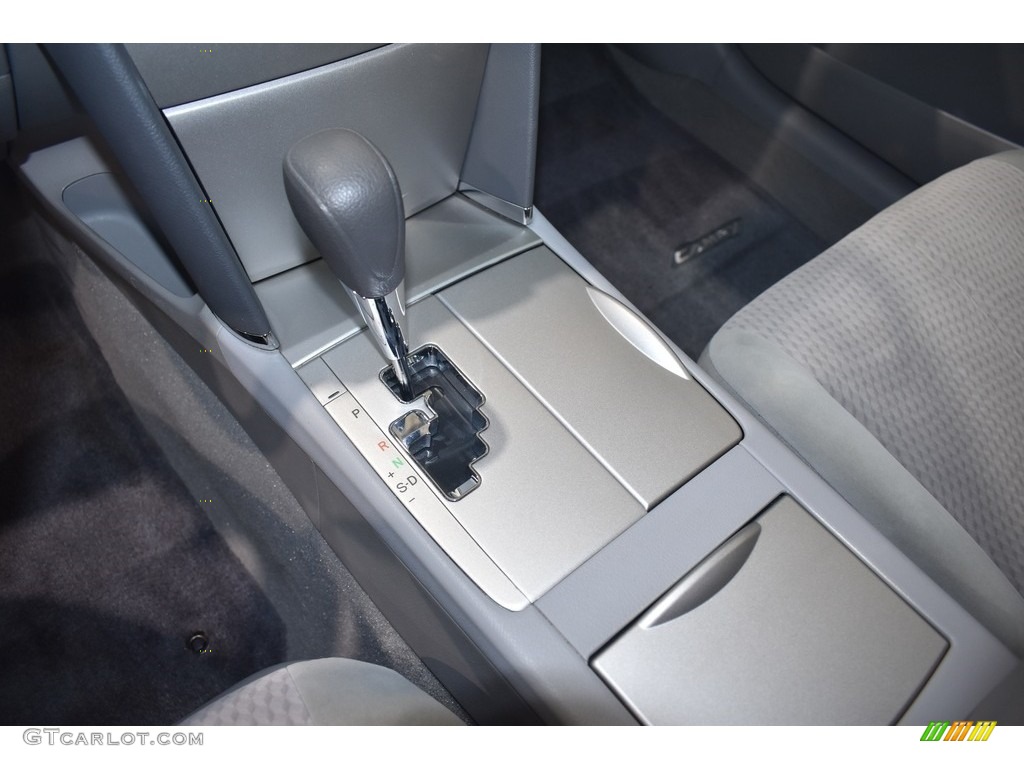 2011 Camry LE - Black / Ash photo #13
