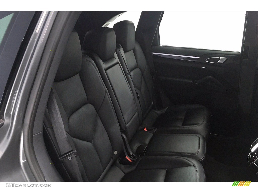 2016 Porsche Cayenne S Rear Seat Photo #139664275