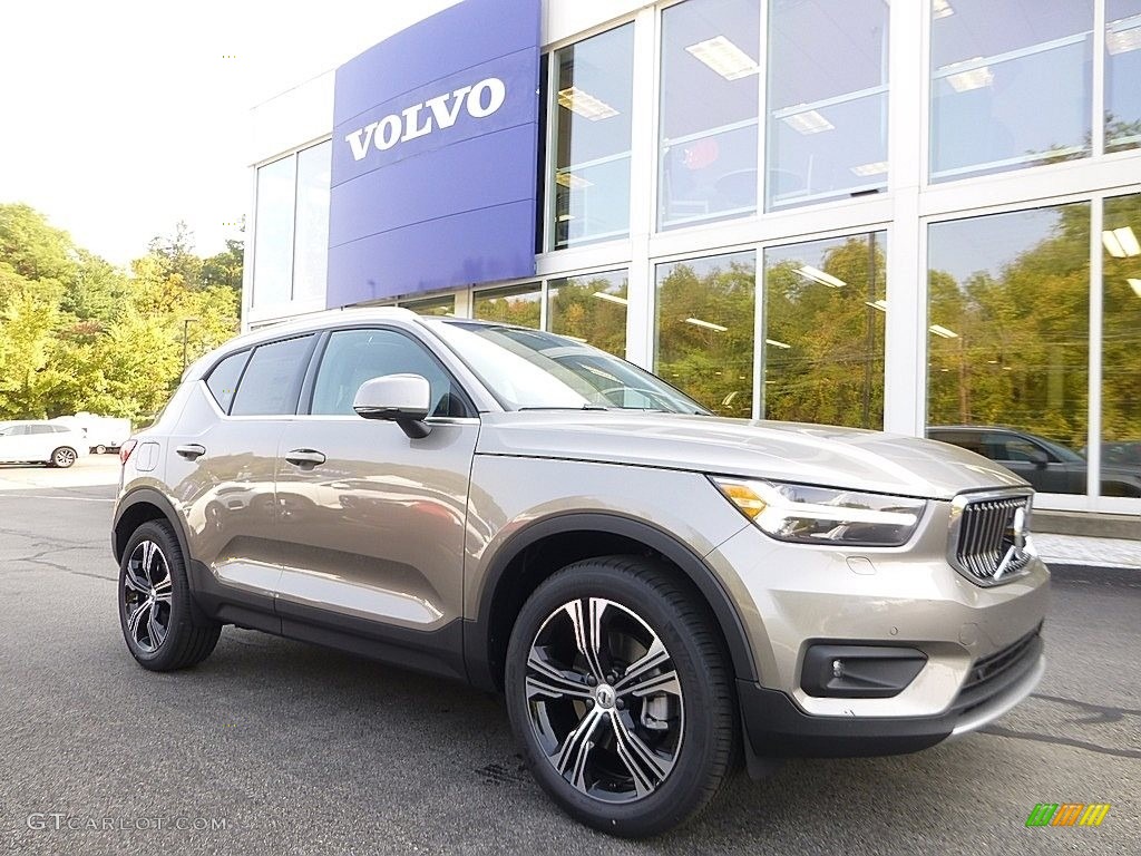 2021 XC40 T5 Inscription AWD - Pebble Grey Metallic / Blond/Charcoal photo #1