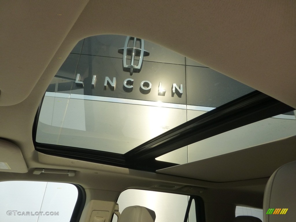 2019 Lincoln Navigator Select 4x4 Sunroof Photos
