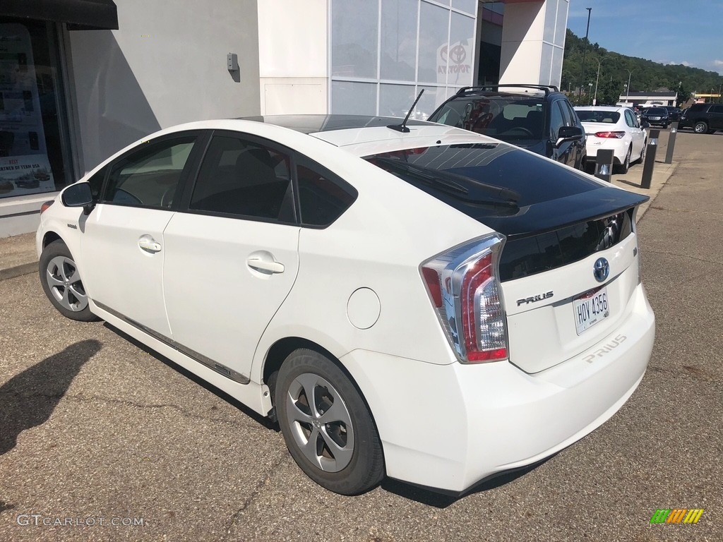 2012 Prius 3rd Gen Four Hybrid - Blizzard White Pearl / Dark Gray photo #3