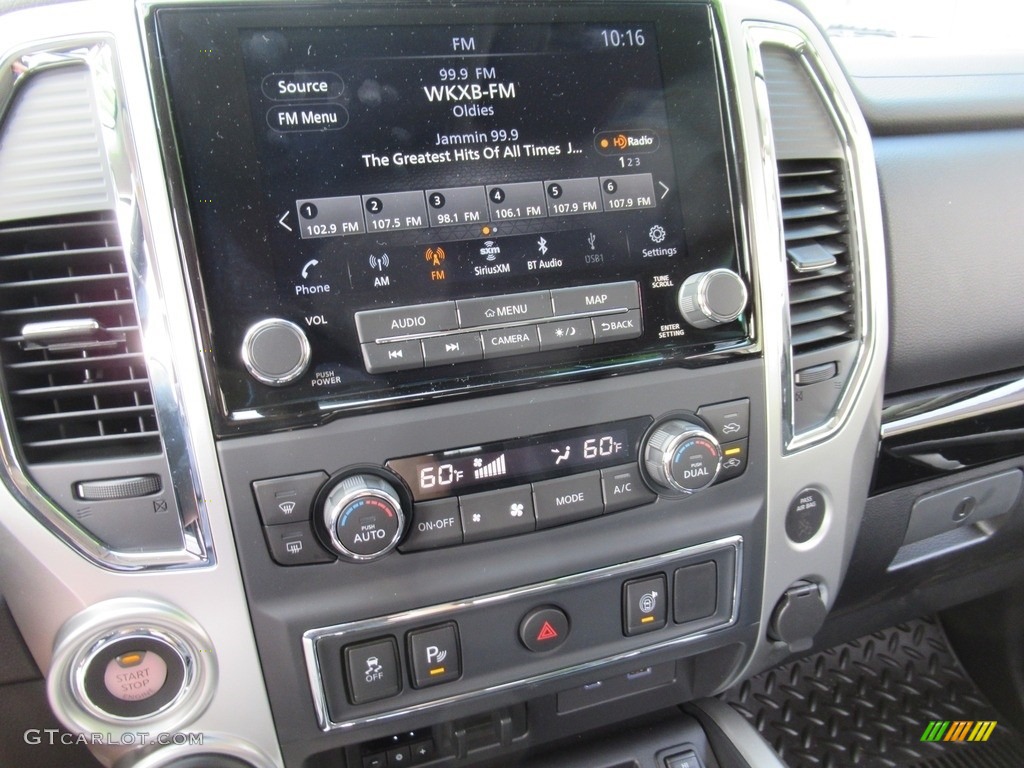 2020 Nissan Titan SV Crew Cab 4x4 Controls Photos