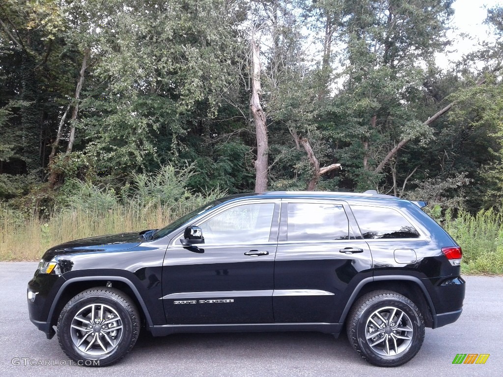 Pearl Jeep Grand Cherokee