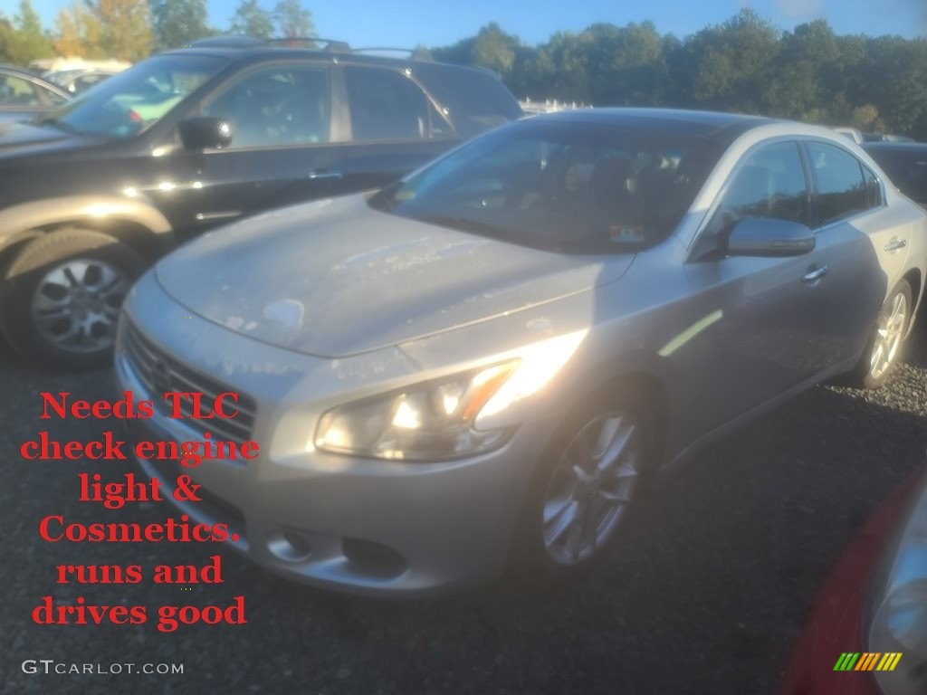 2009 Maxima 3.5 S - Radiant Silver Metallic / Charcoal photo #1