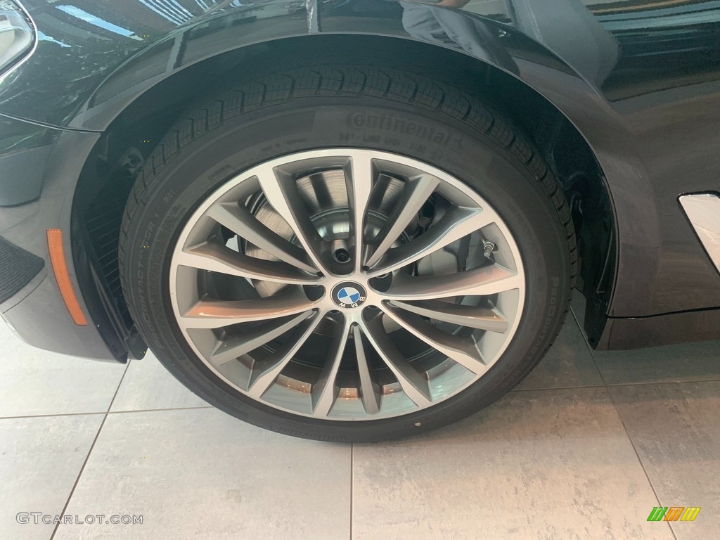 2021 5 Series 530i xDrive Sedan - Black Sapphire Metallic / Black photo #5