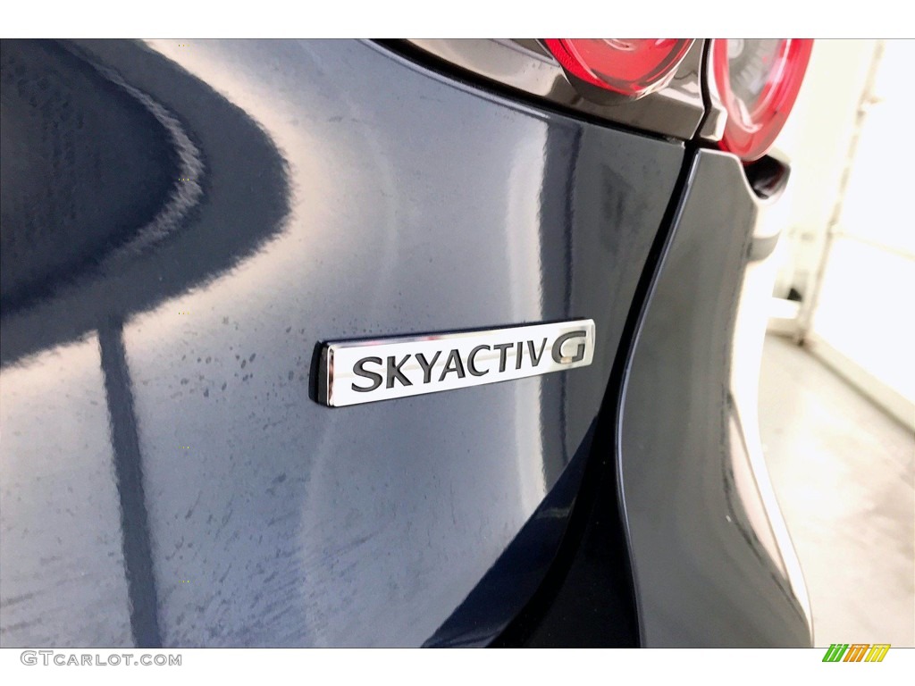2019 MAZDA3 Hatchback Preferred - Deep Crystal Blue Mica / White photo #7