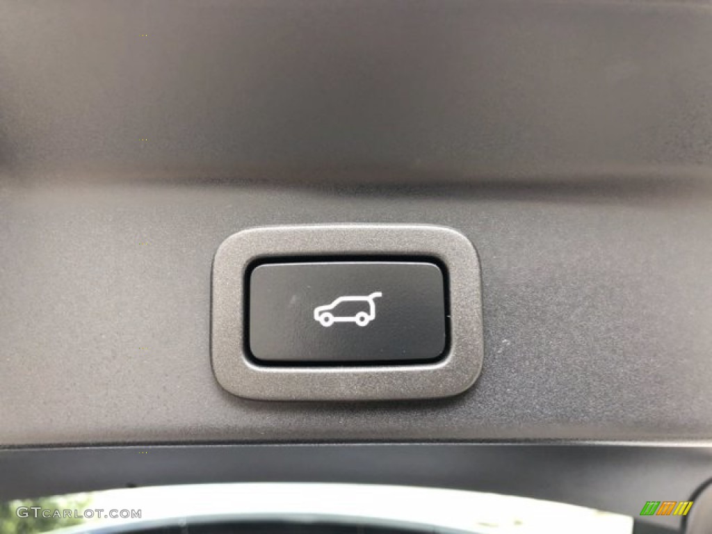 2020 F-PACE 25t Premium - Indus Silver Metallic / Ebony photo #27