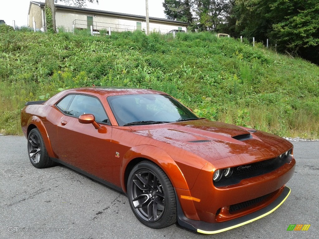 Sinamon Stick 2020 Dodge Challenger R/T Scat Pack Widebody Exterior Photo #139672656