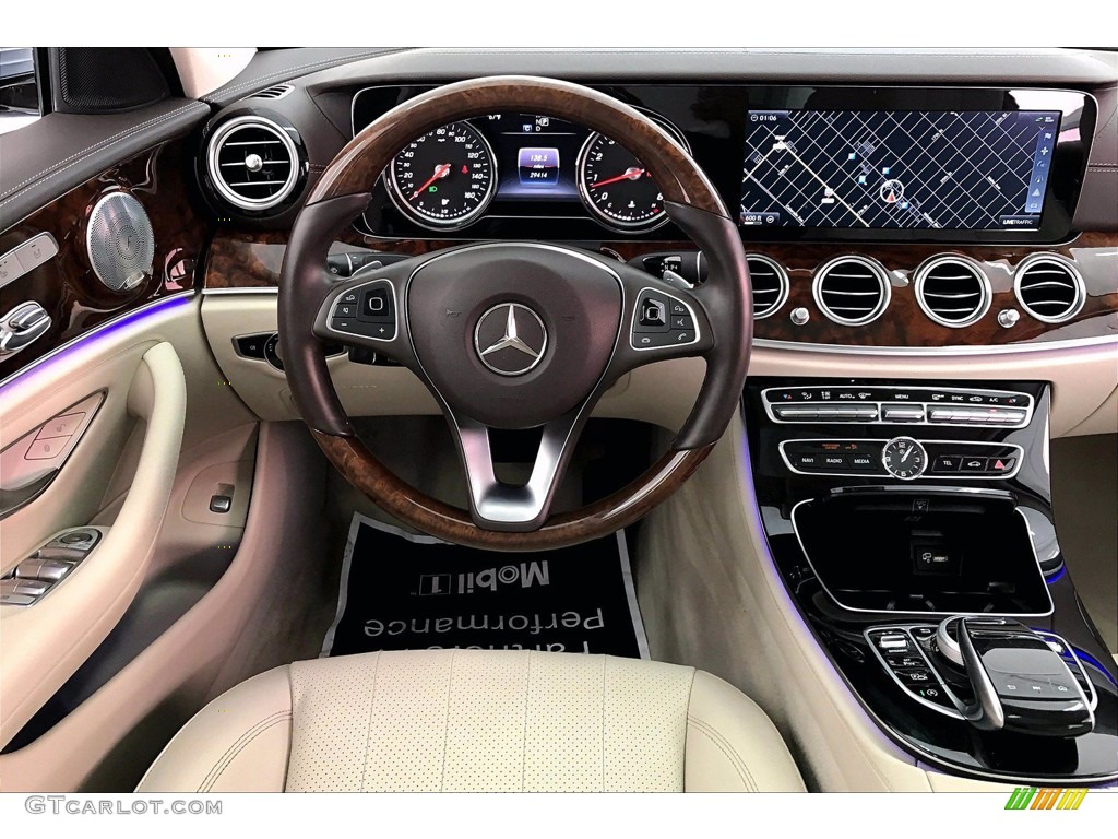 2017 Mercedes-Benz E 300 Sedan Macchiato Beige/Espresso Dashboard Photo #139674201