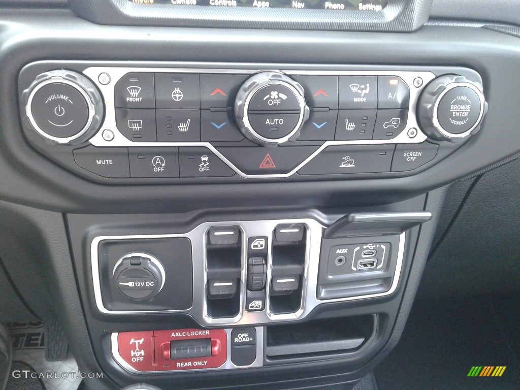 2021 Jeep Gladiator Mojave 4x4 Controls Photo #139674492
