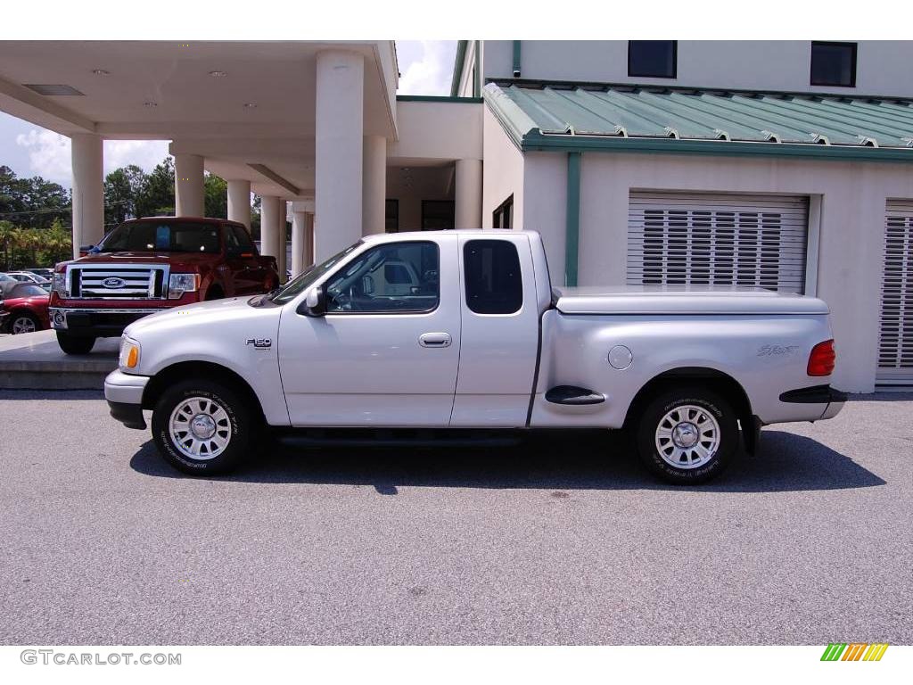 2003 F150 XLT Sport SuperCab - Silver Metallic / Medium Graphite Grey photo #2