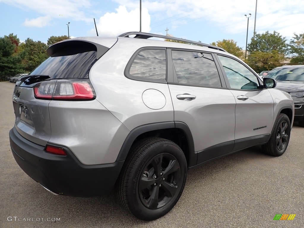 2020 Cherokee Altitude 4x4 - Billet Silver Metallic / Black photo #5