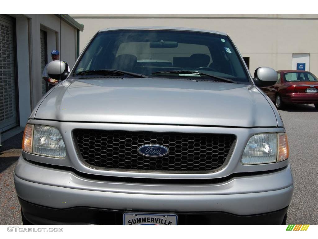 2003 F150 XLT Sport SuperCab - Silver Metallic / Medium Graphite Grey photo #14