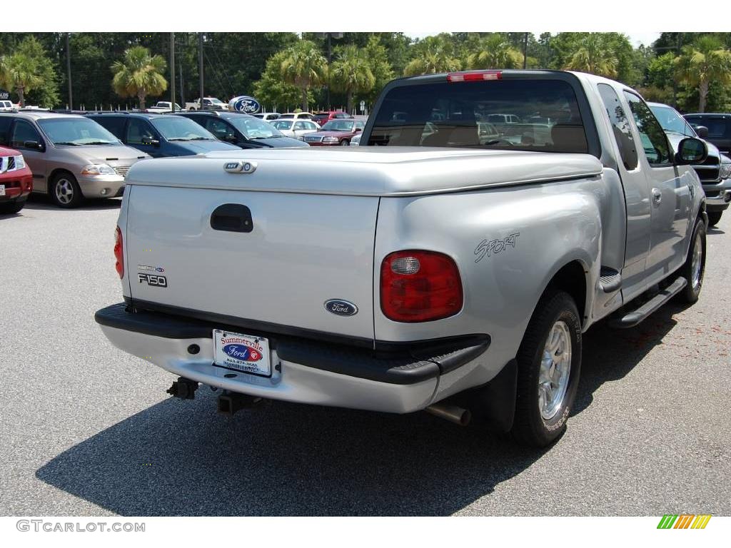 2003 F150 XLT Sport SuperCab - Silver Metallic / Medium Graphite Grey photo #15