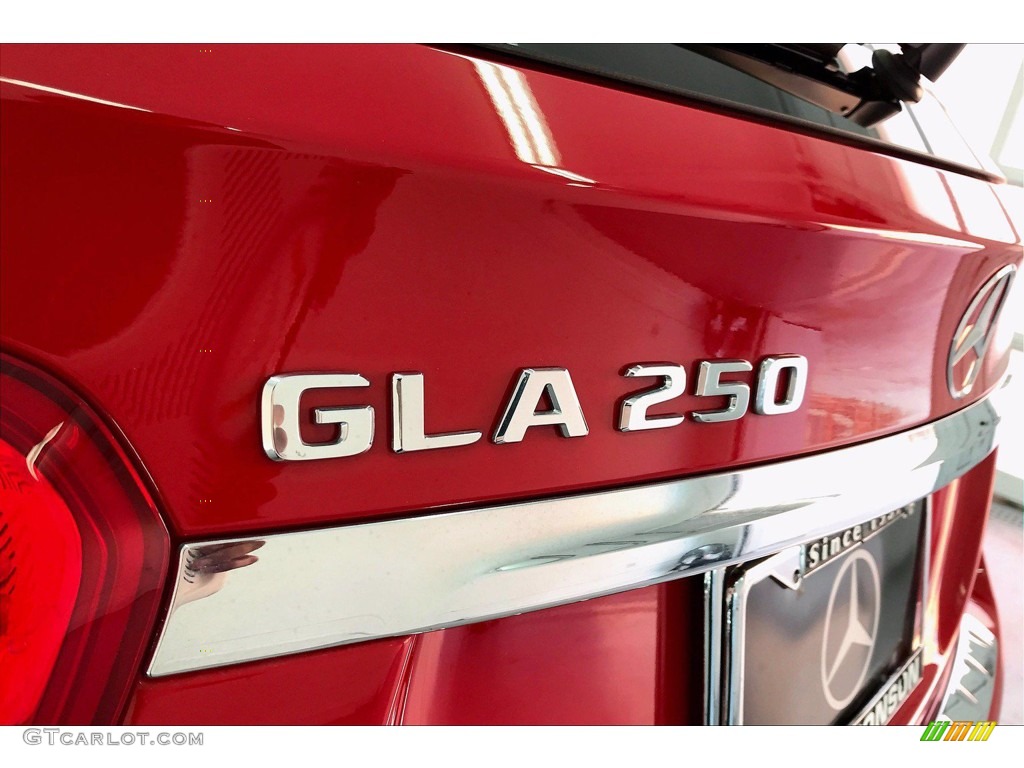 2018 GLA 250 - Jupiter Red / Sahara Beige photo #27