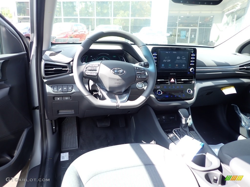 2020 Hyundai Ioniq Hybrid SEL Dashboard Photos