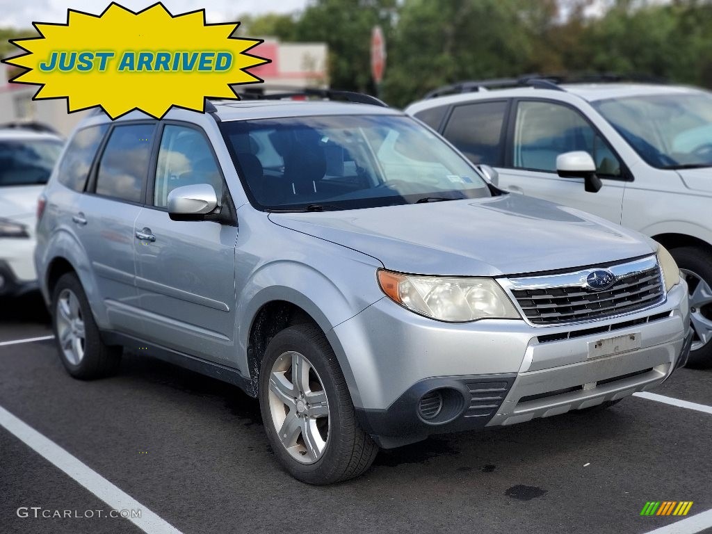 2009 Forester 2.5 X Premium - Spark Silver Metallic / Black photo #1