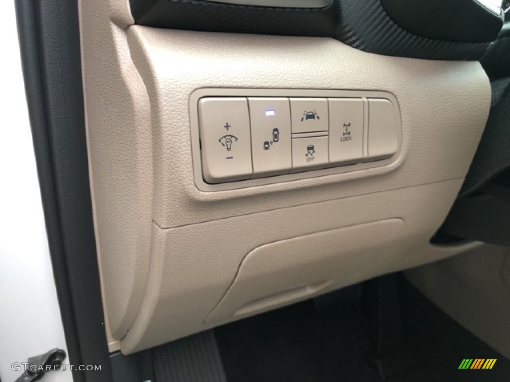2021 Hyundai Tucson Value AWD Controls Photo #139687534