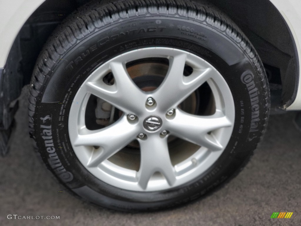 2011 Rogue SV AWD - Pearl White / Black photo #21