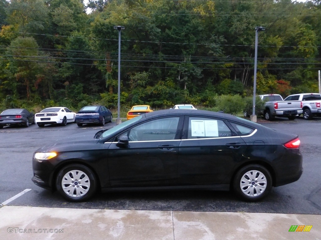 2014 Fusion S - Sterling Gray / Earth Gray photo #6