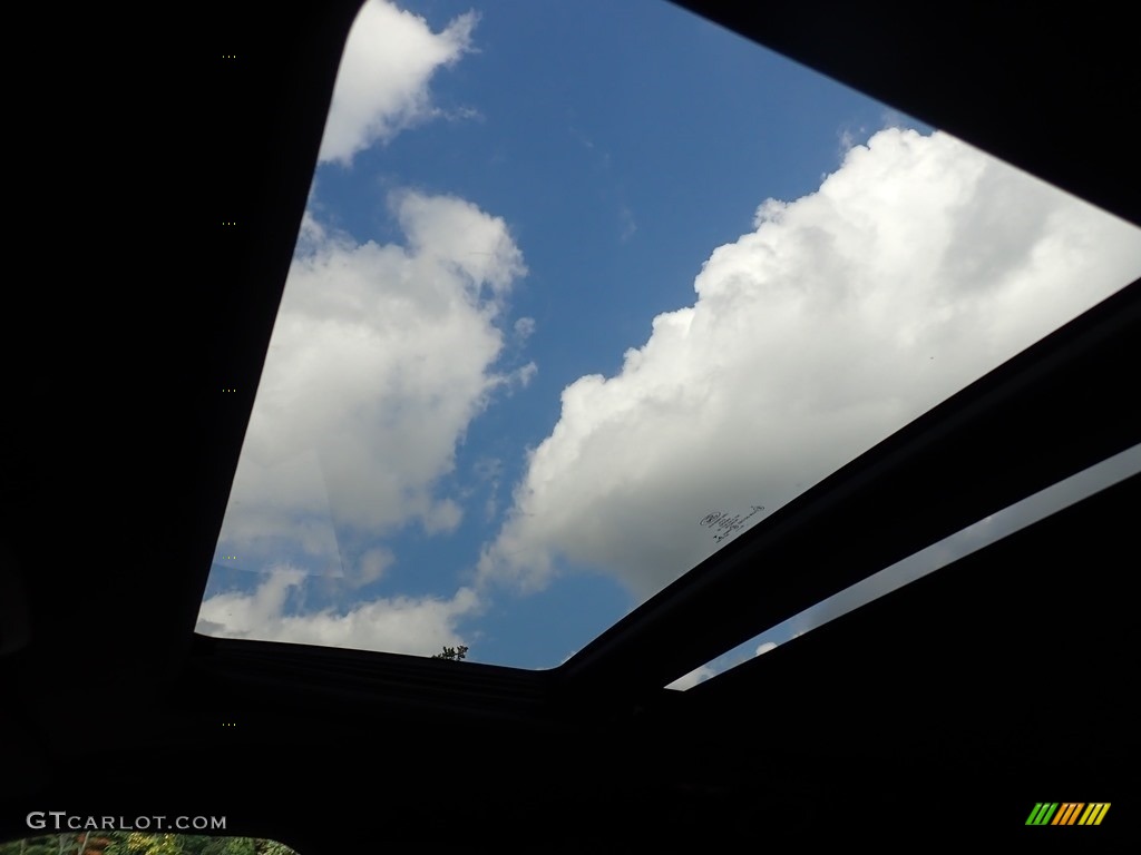 2020 Ford Explorer ST 4WD Sunroof Photos