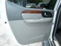 2004 Summit White GMC Envoy XL SLT  photo #23