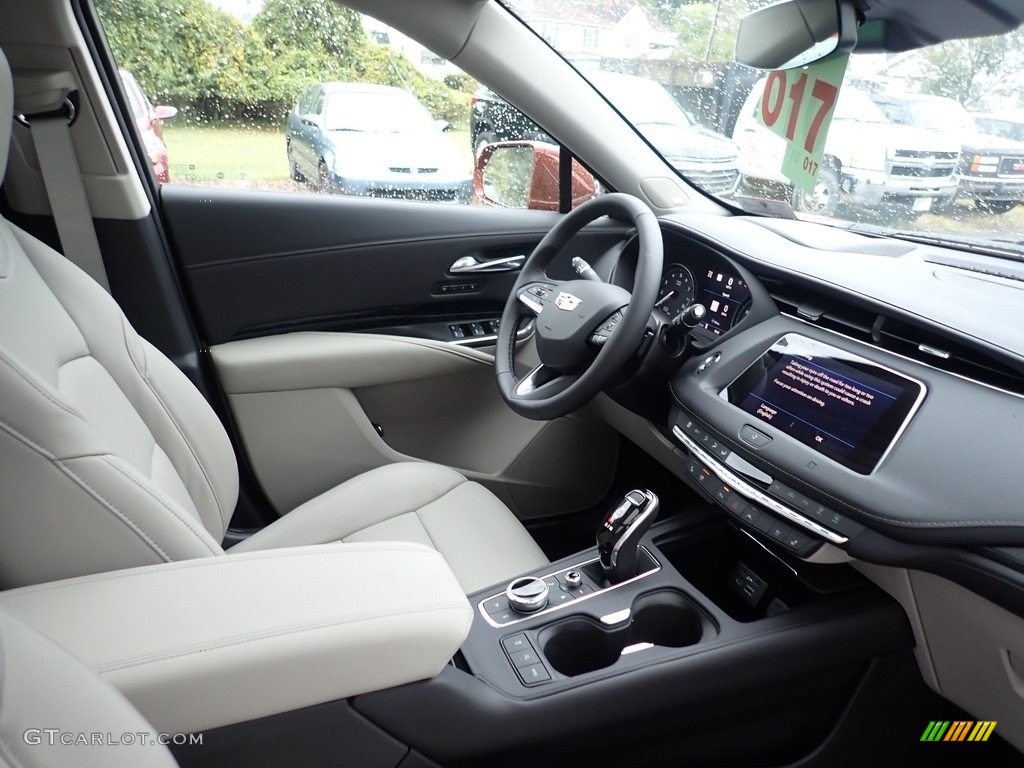 2021 Cadillac XT4 Premium Luxury AWD Dashboard Photos