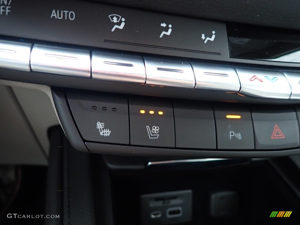 2021 Cadillac XT4 Premium Luxury AWD Controls Photo #139694613